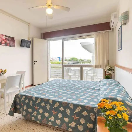 Bright And Functional With Sea View Apartment